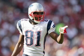 SAN FRANCISCO - OCTOBER 5:  Randy Moss #81 of the New England Patriots motions on the field during the game against the San Francisco 49ers on October 5, 2008 at Candlestick Park in San Francisco, California. (Photo by Jed Jacobsohn/Getty Images)