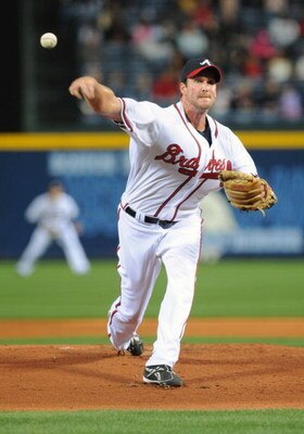 ATLANTA - APRIL 10: Pitcher Derek Lowe #32 of the Atlanta Braves starts against the Washington Nationals April 10, 2009 in Atlanta, Georgia.  (Photo by Al Messerschmidt/Getty Images) 
