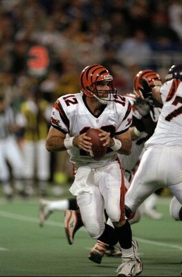 15 Nov 1998:  Quarterback Neil O''Donnell #12 of the Cincinnati Bengals in action during the game against the Minnesota Vikings at the Hubert H. Humphrey Metrodome in Minneapolis, Minnesota. The Vikings defeated the Bengals 24-3. Mandatory Credit: Matthew