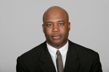 CHICAGO - 2005:  Perry Fewell of the Chicago Bears poses for his 2005 NFL headshot at photo day in Chicago, Illinois.  (Photo by Getty Images) 