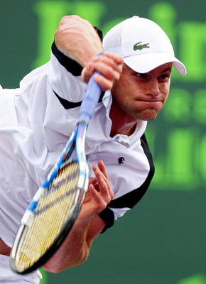 KEY BISCAYNE, FL - MARCH 31:  Andy Roddick serves against Gael Monfils of France during day nine of the Sony Ericsson Open at the Crandon Park Tennis Center on March 31, 2009 in Key Biscayne, Florida.  (Photo by Al Bello/Getty Images)