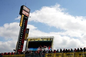 DAYTONA, FL - FEBRUARY 18:  Fans look on prior to the start of the NASCAR Nextel Cup Series Daytona 500 at Daytona International Speedway on February 18, 2007 in Daytona, Florida.  (Photo by Jonathan Ferrey/Getty Images for NASCAR)