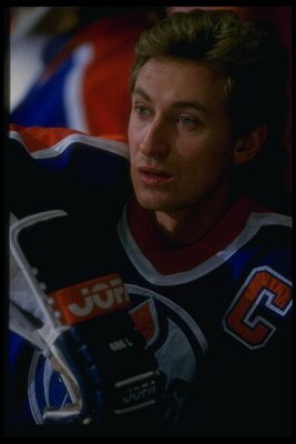 Dec 1987:  Center Wayne Gretzky of the Edmonton Oilers looks on during a game against the Los Angeles Kings at the Forum in Inglewood, California. Mandatory Credit: ALLSPORT USA  /Allsport