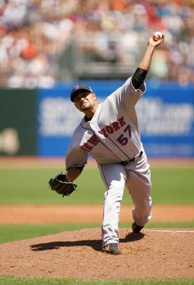 SAN FRANCISCO - MAY 16:  Johan Santana #57 of the New York Mets pitches to the San Francisco Giants at AT&T Park on May 16, 2009 in San Francisco, California.  The Mets won 9-6.  (Photo by Ezra Shaw/Getty Images)