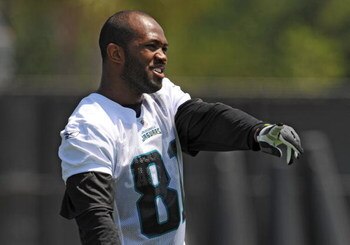 JACKSONVILLE, FL - MAY 1:  Wide receiver Tory Holt #81 of the Jacksonville Jaguars watches play May 1, 2009 at a team minicamp near Jacksonville Municipal Stadium in Jacksonville, Florida.  (Photo by Al Messerschmidt/Getty Images)