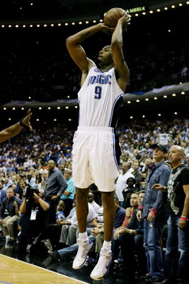 ORLANDO, FL - MAY 26: Rashard Lewis #9 of the Orlando Magic shoots with four seconds left in the fourth quarter to take the lead 100-98 over the Cleveland Cavaliers in Game Four of the Eastern Conference Finals during the 2009 NBA Playoffs at the Amway A