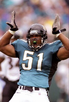 30 Nov 1997:  Linebacker Kevin Hardy of the Jacksonville Jaguars in action during a game against the Baltimore Ravens at Alltel Stadium in Jacksonville, Florida.  The Jaguars won the game 29-27. Mandatory Credit: Scott Halleran  /Allsport