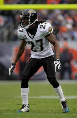 DENVER - OCTOBER 12: Cornerback Rashean Mathis #27 of the Jacksonville Jaguars defends against the Denver Broncos during NFL action at Invesco Field at Mile High on October 12, 2008 in Denver, Colorado. The Jaguars defeated the Broncos 24-17. (Photo by