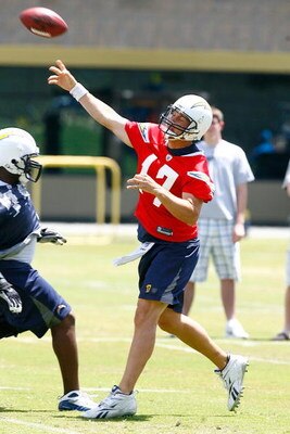 SAN DIEGO - MAY 03: Quarterback Philip Rivers #17 of the San Diego Chargers throws a pass in practice drills during Chargers minicamp at the team's training facility on May 3, 2009 in San Diego, California. (Photo by Kevin Terrell/Getty Images)