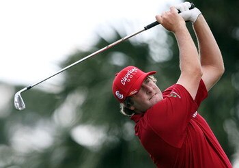 PALM BEACH GARDENS, FL - MARCH 06:  Steve Marino hits his tee shot on the seventh hole during the second round of The Honda Classic at PGA National Resort and Spa on March 6, 2009 in Palm Beach Gardens, Florida.  (Photo by Doug Benc/Getty Images)