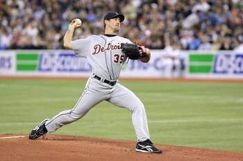 TORONTO - APRIL 6:  Justin Verlander #35 of the Detroit Tigers delivers the pitch during the Opening Day game against the Toronto Blue Jays at the Rogers Centre April 6, 2009 in Toronto, Ontario. (Photo by: Dave Sandford/Getty Images)