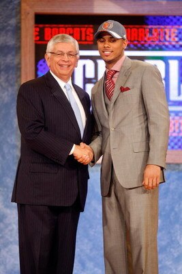 NEW YORK - JUNE 26:  NBA Commissioner David Stern shakes hands with number nine draft pick for the Charlotte Bobcats, D.J. Augustin during the 2008 NBA Draft at the Wamu Theatre at Madison Square Garden June 26, 2008 in New York City. NOTE TO USER: User e