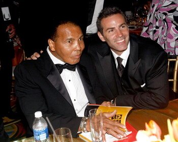 PHOENIX - MARCH 28: Muhammad Ali and NFL player Kurt Warner pose during Muhammad Ali's Celebrity Fight Night XV held at the JW Marriott Desert Ridge Resort & Spa on March 28, 2009 in Phoenix, Arizona.  (Photo by Michael Buckner/Getty Images for Celebrity 