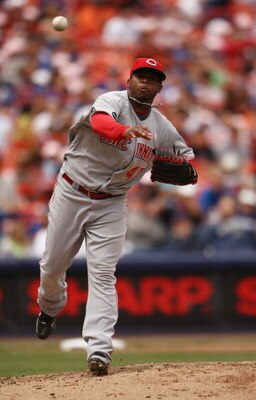 FLUSHING, NY - MAY 11:  Johnny Cueto #47 of the Cincinnati Reds throws a pitch against the New York Mets during the MLB game on May 11, 2008 at Shea Stadium in Flushing, New York. (Photo by: Chris McGrath/Getty Images)