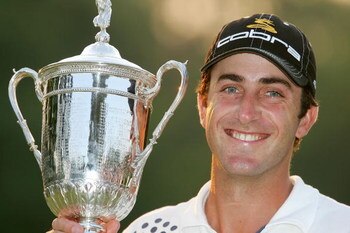 MAMARONECK, NY - JUNE 18:  Geoff Ogilvy of Australia poses with the US Open trophy after winning the 2006 US Open Championship by one stroke at Winged Foot Golf Club on June 18, 2006 in Mamaroneck, New York.  (Photo by Richard Heathcote/Getty Images)