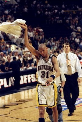 13 May 1998: Reggie Miller #31 of the Indianapolis Pacers waves a towel as he walks off the court during the game against the New York Knicks at the Market Square Arena in Indianapolis, Indiana. The Pacers defeated the Knicks 99-88. Mandatory Credit: Vinc