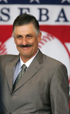 COOPERSTOWN, NY - JULY 31: Hall of Famer Rollie Fingers attends the Baseball Hall of Fame Induction ceremony on July 31, 2005 at the Clark Sports Complex in Cooperstown, New York.  (Photo by Ezra Shaw/Getty Images)