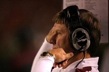 COLUMBIA, SC - NOVEMBER 01: Head coach Steve Spurrier of the South Carolina Gamecocks watches on against the Tennessee Volunteers during their game at Williams-Brice Stadium on November 1, 2008 in Columbia, South Carolina. (Photo by Streeter Lecka/Getty