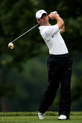FARMINGDALE, NY - JUNE 19:  Paul Casey of England plays his tee shot on the fifth hole during the continuation of the first round of the 109th U.S. Open on the Black Course at Bethpage State Park on June 19, 2009 in Farmingdale, New York.  (Photo by Andre