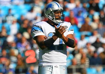CHARLOTTE, NC - NOVEMBER 16:  Quarterback Daunte Culpepper #11 of the Detroit Lions reacts after a play during their NFL game against the Carolina Panthers at Bank of America Stadium on November 16, 2008  in Charlotte, North Carolina. The Panthers defeate