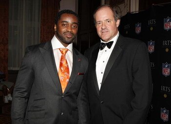 NEW YORK - SEPTEMBER 18:  Former NFL player Curtis Martin (L) and Chris Berman of ESPN pose for a photo at the IRTS Gold Metal Award Gala September 18, 2008 at the Waldorf-Astoria in New York City.  (Photo by Mike Stobe/Getty Images)