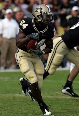 WEST LAFAYETTE, IN - SEPTEMBER 20:  Running back Kory Sheets #24 of the Purdue Boilermakers runs the ball against the Central Michigan Chippewas at Ross-Ade Stadium on September 20, 2008 in West Lafayette, Indiana.  (Photo by Ronald Martinez/Getty Images)