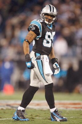 CHARLOTTE, NC - DECEMBER 08:  Steve Smith #89 of the Carolina Panthers gets ready to move at the snap during the game against the Tampa Bay Buccaneers at Bank of America Stadium on December 8, 2008 in Charlotte, North Carolina. (Photo by Streeter Lecka/Ge