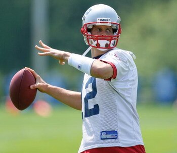 FOXBORO, MA - JUNE 7:  Tom Brady #12 of the New England Patriots  passes the football during Mini Camp at Gillette Stadium on June 7, 2008 in Foxboro, Massachusetts. (Photo by Jim Rogash/Getty Images)