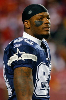 LANDOVER, MD - NOVEMBER 16: Martellus Bennett #80 of the Dallas Cowboys looks on during warmups before the game against the Washington Redskins on November 16, 2008 at FedEx Field in Landover, Maryland. (Photo by Jaime L. Mikle/Getty Images)