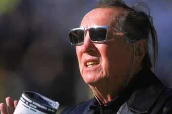 3 Dec 2000:  A close up of Owner Al Davis of the Oakland Raiders as he looks on during the game against the Pittsburgh Steelers at the Three Rivers Stadium in Pittsburgh, Pennsylvania.  The Steelers defeated the Raiders 21-20.Mandatory Credit: Tom Pidgeon