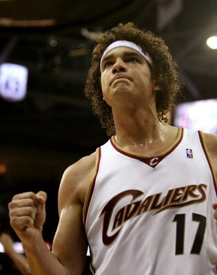 CLEVELAND - MAY 28:  Anderson Varejao #17 of the Cleveland Cavaliers pumps his fist late in the game against the Orlando Magic in Game Five of the Eastern Conference Finals during the 2009 Playoffs at Quicken Loans Arena on May 28, 2009 in Cleveland, Ohio