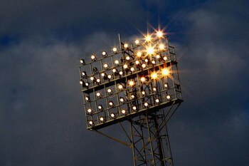 CARDIFF, UNITED KINGDOM - JANUARY 25:  The Stadium lights are lit during the FA Cup 4th Round match sponsored by E.on between Cardiff City and Arsenal at Ninian Park on January 25, 2009 in Cardiff, Wales.  (Photo by Stu Forster/Getty Images)