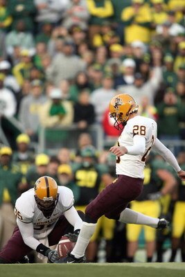 EUGENE, OR - NOVEMBER 03: Thomas Weber #28 of the Arizona State Sun Devils kicks a field goal during the game against the Oregon Ducks at Autzen Stadium on November 3, 2007 in Eugene, Oregon. The Ducks defeated the Sun Devils 35-23. (Photo by Otto Greule 