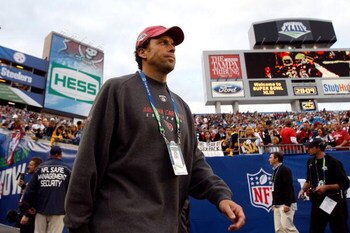 TAMPA, FL - FEBRUARY 01:  Offensive coordinator Todd Haley of the Arizona Cardinals takes the field against the Pittsburgh Steelers during Super Bowl XLIII on February 1, 2009 at Raymond James Stadium in Tampa, Florida. Steelers won 27-23. (Photo by Chris