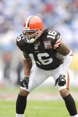CHARLOTTE, NC - OCTOBER 8:  Wide receiver Joshua Cribbs #16 of the Cleveland Browns waits for the snap during the game against the Carolina Panthers on October 8, 2006, at Bank of America Stadium in Charlotte, North Carolina. Carolina won 20-12. (Photo by