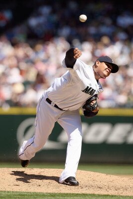 SEATTLE  - MAY 24:  Felix Hernandez #34 of the Seattle Mariners delivers the pitch during the game against the San Francisco Giants on May 24, 2009 at Safeco Field in Seattle, Washington. (Photo by Otto Greule Jr/Getty Images)  