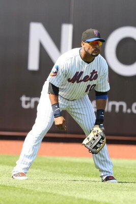 NEW YORK - MAY 31:  Gary Sheffield #10 of the New York Mets in action against  the Florida Marlins during their game on May 31, 2009 at Citi Field in the Flushing neighborhood of the Queens borough of New York City.  (Photo by Al Bello/Getty Images)