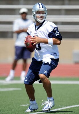 CARROLLTON, TX - JUNE 16:  Quarterback Tony Romo #9 of the Dallas Cowboys during mini camp at Standridge Stadium on June 16, 2009 in Carrollton, Texas.  (Photo by Ronald Martinez/Getty Images)