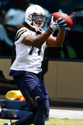 SAN DIEGO - MAY 03: Wide receiver Legedu Naanee #11 of the San Diego Chargers catches a pass during minicamp at the Chargers training facility on May 3, 2009 in San Diego, California. (Photo by Kevin Terrell/Getty Images)