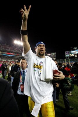 TAMPA, FL - FEBRUARY 01:  Quarterback Ben Roethlisberger #7 of the Pittsburgh Steelers celebrates on the field after their 27-23 win against the Arizona Cardinals during Super Bowl XLIII on February 1, 2009 at Raymond James Stadium in Tampa, Florida.  (Ph
