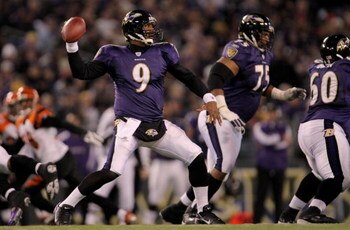 BALTIMORE - NOVEMBER 11:  Quarterback Steve McNair #9 of the Baltimore Ravens delivers a pass against the Cincinnati Bengals in the second quarter at M&T Bank Staduim November 11, 2007 in Baltimore, Maryland.  (Photo by Doug Pensinger/Getty Images)