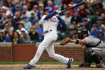 CHICAGO - MAY 10: Aramis Ramirez #16 of the Chicago Cubs bats against the Arizona Diamondbacks on May 10, 2008 at Wrigley Field in Chicago, Illinois. (Photo by Jonathan Daniel/Getty Images)