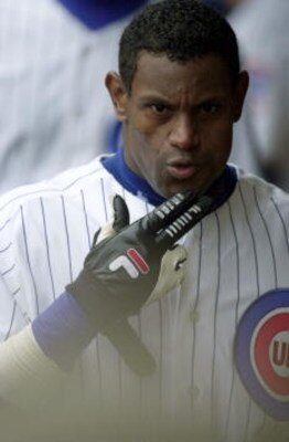 6 Jun 2001: Outfielder Sammy Sosa of the Chicago Cubs blows a kiss to the TV camera after hitting his 17th home run of the season as the Cubs defeat the St. Louis Cardinals 4-1 in game 2 of a three game series at Wrigley Field in Chicago, Illinois. DIGITA