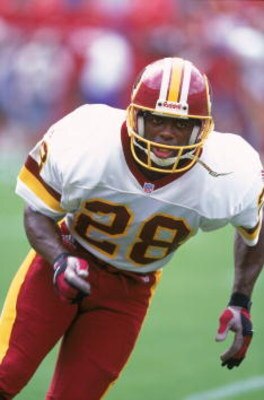 3 Sep 2000: Darrell Green #28 of the Washington Redskins runs on the field during the game against the Carolina Panthers at the FedEx Field in Landover, Maryland. The Redskins defeated the Panthers 20-17.Mandatory Credit: Ezra O. Shaw  /Allsport