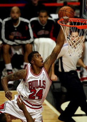 CHICAGO - DECEMBER 17: Tyrus Thomas #24 of the Chicago Bulls misses a dunk against the Los Angeles Clippers on December 17, 2008 at the United Center in Chicago, Illinois. The Bulls defeated the Clippers 115-109 in overtime. NOTE TO USER: User expressly a