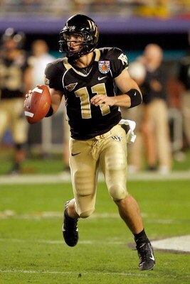 MIAMI GARDENS, FL - JANUARY 02:  Riley Skinner #11 of the Wake Forest Demon Deacons looks to pass against the Louisville Cardinals during the 2007 FedEx Orange Bowl at Dolphin Stadium on January 2, 2007 in Miami Gardens, Florida.  (Photo by Eliot J. Schec