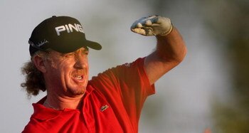 DUBAI, UNITED ARAB EMIRATES - JANUARY 30:  Miguel Angel Jiminez of Spain on the 8th tee during the second round of the Dubai Desert Classic played on the Majlis Course on January 30, 2009 in Dubai,United Arab Emirates.  (Photo by Ross Kinnaird/Getty Image
