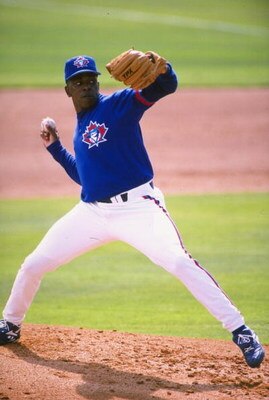 27 Feb 1998:  Pitcher Juan Guzman of the Toranto Blue Jays delivers a pitch during a spring traing match against the Philadelphia Phillies at Grant Field in Dunedin,  Florida. Mandatory Credit: Craig Melvin  /Allsport
