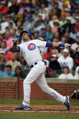 CHICAGO - JULY 8:  Aramis Ramirez #16 of the Chicago Cubs bats against the Atlanta Braves during the game on July 8, 2009 at Wrigley Field in Chicago, Illinois. (Photo by Jonathan Daniel/Getty Images) 