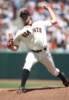 SAN FRANCISCO - JUNE 21:  Barry Zito #75 of the San Francisco Giants pitches against the Texas Rangers during a Major League Baseball game on June 21, 2009 at AT&T Park in San Francisco, California.  (Photo by Jed Jacobsohn/Getty Images)